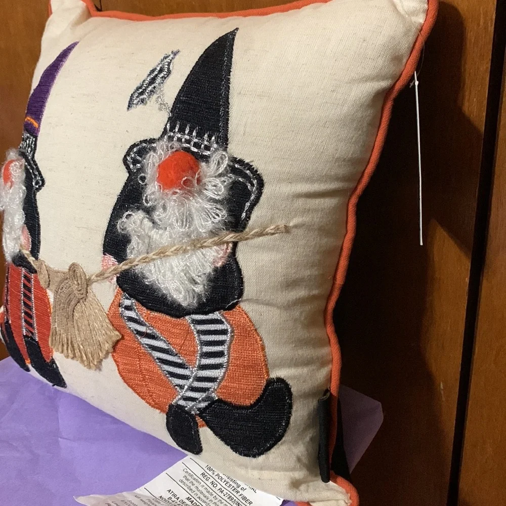 SPOOKY NIGHT- Gnome Embroidered Decorative Pillow. NWT!